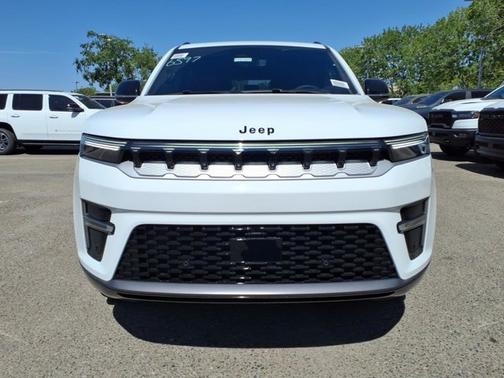 Bright White Clearcoat 2026 Jeep Grand Wagoneer BASE