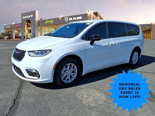 Bright White Clearcoat 2026 Chrysler Pacifica Select