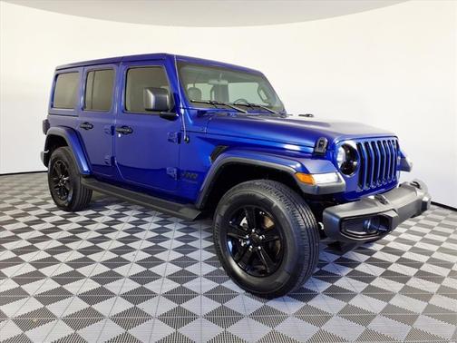 2020 Jeep Wrangler Unlimited Sahara Altitude