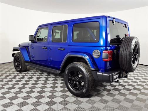 2020 Jeep Wrangler Unlimited Sahara Altitude
