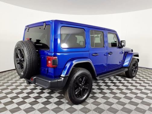 2020 Jeep Wrangler Unlimited Sahara Altitude