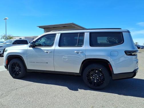 Silver Zynith 2026 Jeep Grand Wagoneer Limited Reserve