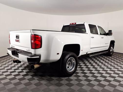 2016 GMC Sierra 3500 Denali