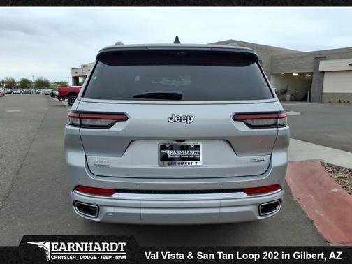 Silver Zynith 2025 Jeep Grand Cherokee L Summit
