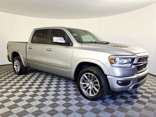 Billet Silver Metallic Clearcoat 2022 RAM 1500 Laramie