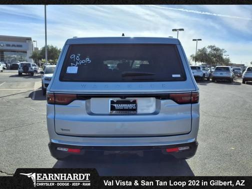2025 Jeep Wagoneer BASE