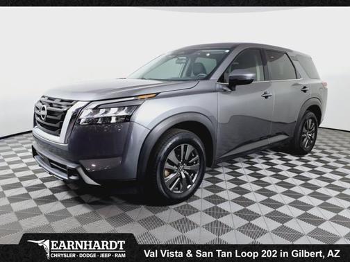 2022 Nissan Pathfinder S