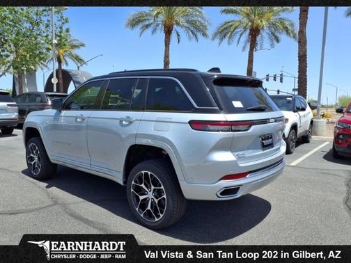 2025 Jeep Grand Cherokee Summit Reserve