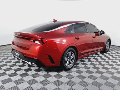 2022 Kia K5 LXS