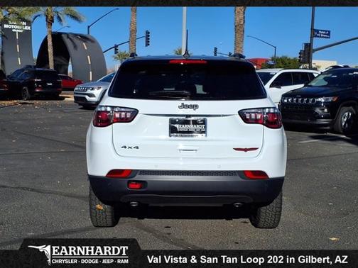 2025 Jeep Compass Trailhawk
