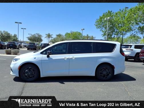 2025 Chrysler Pacifica Hybrid Premium S Appearance Pkg