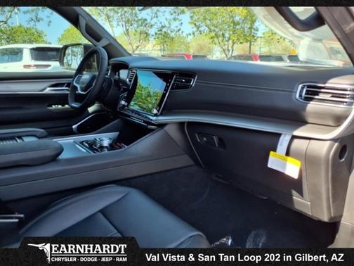 2025 Jeep Wagoneer BASE