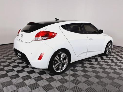 2016 Hyundai Veloster Base