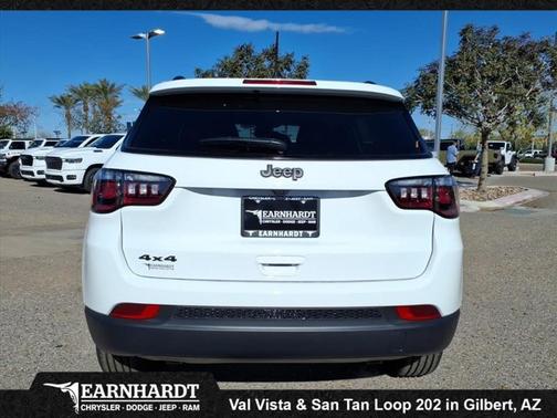 Bright White Clearcoat 2026 Jeep Compass Latitude Altitude