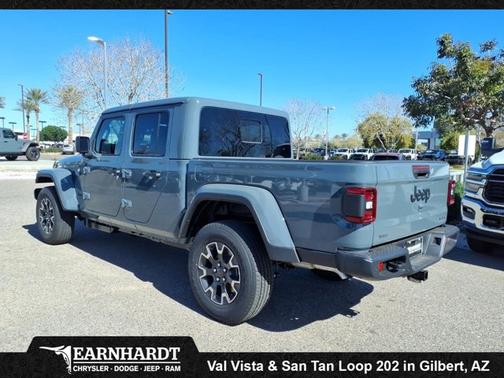 2026 Jeep Gladiator Sahara