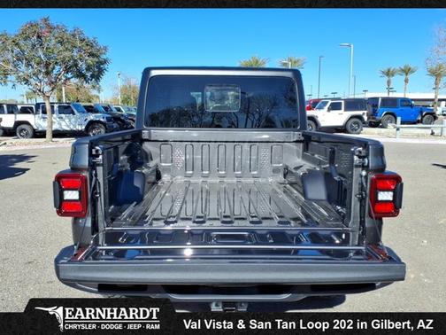 2026 Jeep Gladiator Willys
