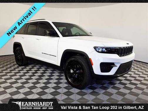 2025 Jeep Grand Cherokee Altitude