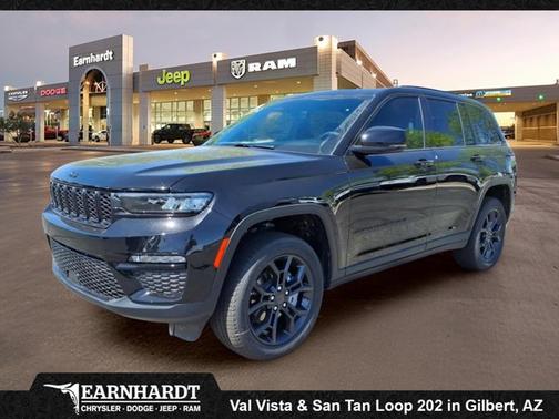 Diamond Black Crystal Pearlcoat 2025 Jeep Grand Cherokee Limited