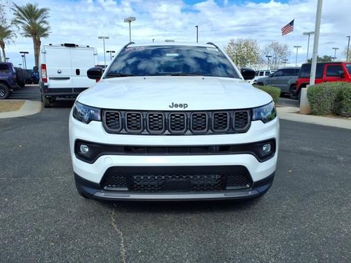 Bright White Clearcoat 2026 Jeep Compass Latitude Altitude