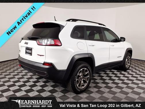 2022 Jeep Cherokee Trailhawk