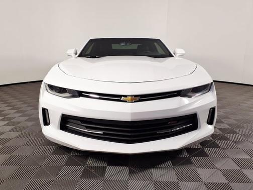 Summit White 2018 Chevrolet Camaro 2LT