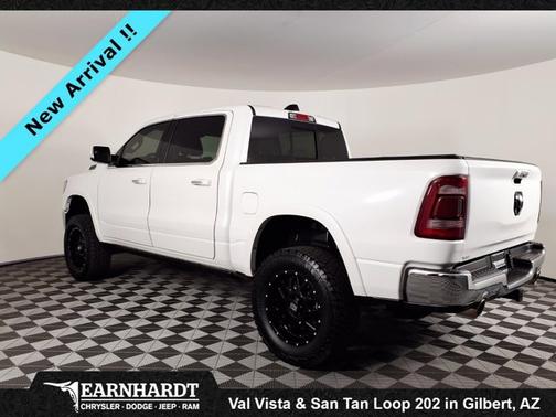 Ivory White Tri-Coat Pearlcoat 2019 RAM 1500 Limited