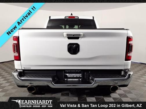 Ivory White Tri-Coat Pearlcoat 2019 RAM 1500 Limited