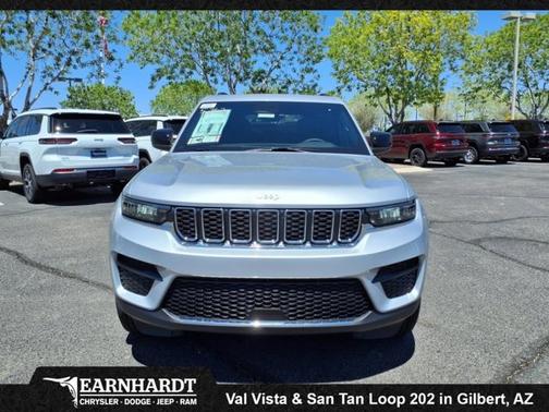 2025 Jeep Grand Cherokee Laredo X