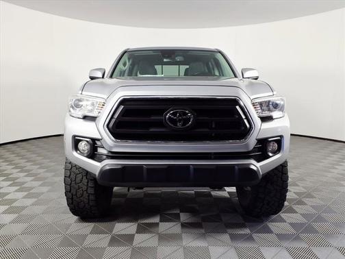2022 Toyota Tacoma Base