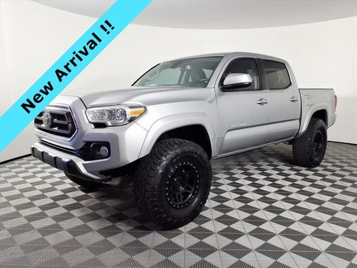 2022 Toyota Tacoma Base