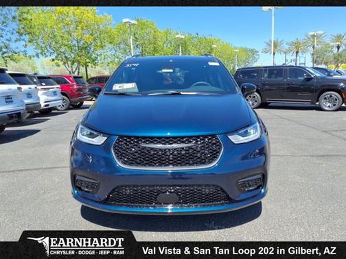 2025 Chrysler Pacifica Hybrid Premium S Appearance Pkg
