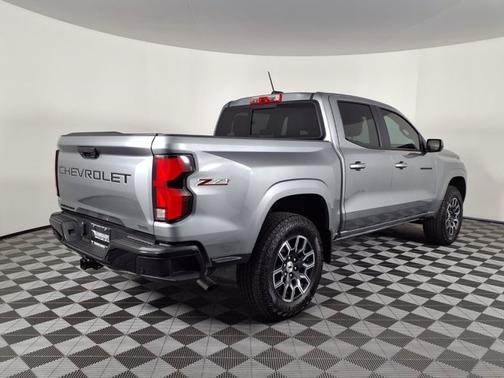 Sterling Gray Metallic 2026 Chevrolet Colorado 4WD Z71