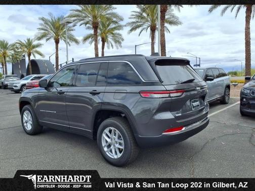 2025 Jeep Grand Cherokee Laredo X