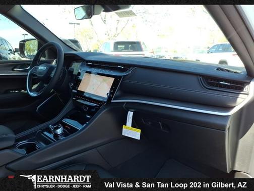 Bright White Clearcoat 2026 Jeep Grand Cherokee Limited