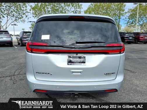 Silver Mist Clearcoat 2026 Chrysler Pacifica Limited