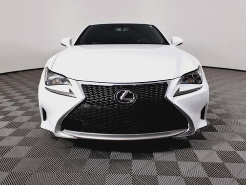 2017 Lexus RC 200t