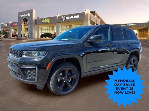 Diamond Black Crystal Pearlcoat 2026 Jeep Grand Cherokee Limited