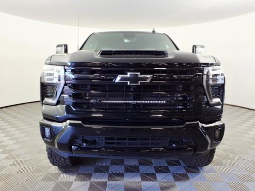 2025 Chevrolet Silverado 2500 High Country
