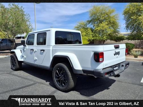 2025 Jeep Gladiator Nighthawk