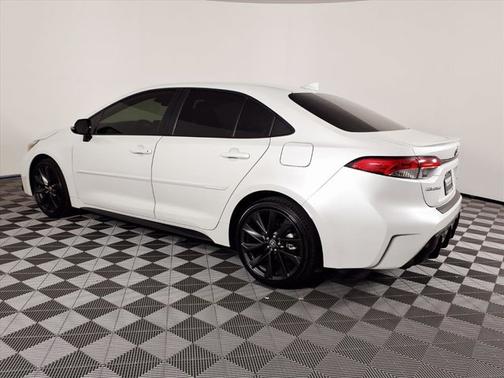 2024 Toyota Corolla Hybrid SE