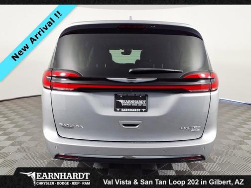 Billet Silver Metallic Clearcoat 2021 Chrysler Pacifica Limited