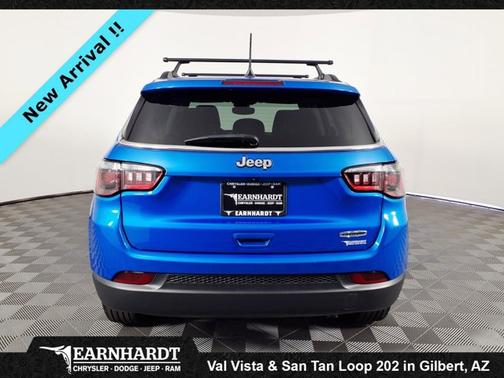 Laser Blue Pearlcoat 2022 Jeep Compass Latitude