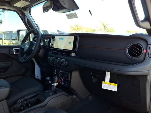 Bright White Clearcoat 2026 Jeep Wrangler Rubicon