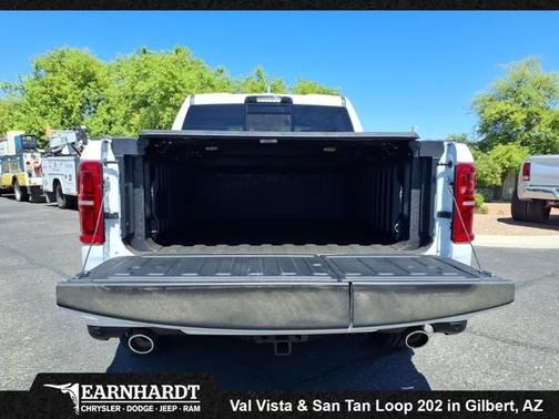 Bright White Clearcoat 2026 RAM 1500 Tungsten