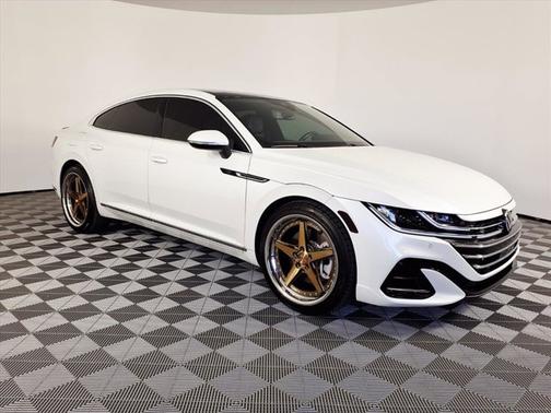 2023 Volkswagen Arteon SEL R-Line
