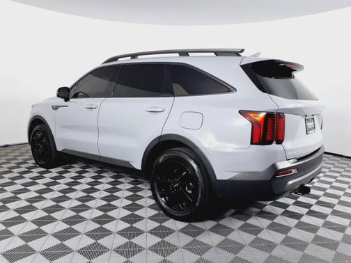2023 Kia Sorento X-Line S