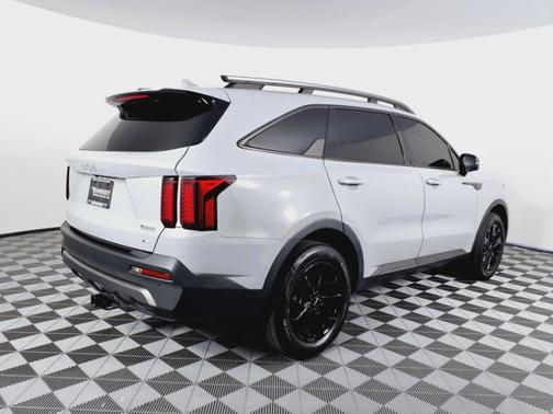 2023 Kia Sorento X-Line S