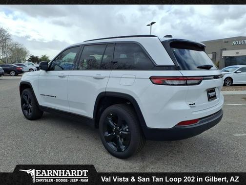 Bright White Clearcoat 2026 Jeep Grand Cherokee Limited