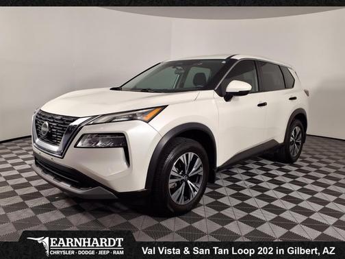 Pearl White Tricoat 2022 Nissan Rogue SV