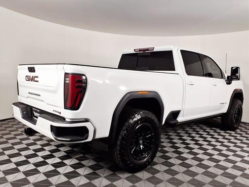 2026 GMC Sierra 2500 AT4